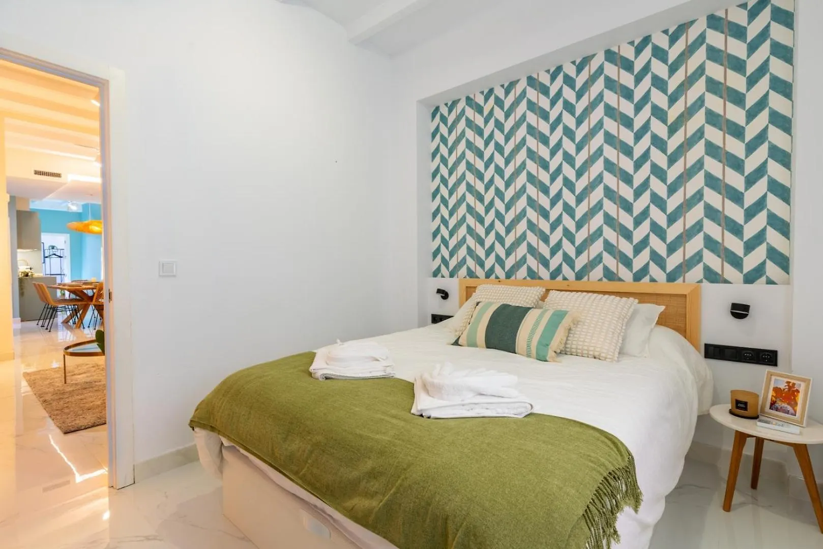 Rodrigo De Triana Boutique Apartment Seville Spain